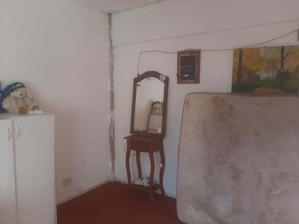 Habitación casa familia Vacation rental in La Plata