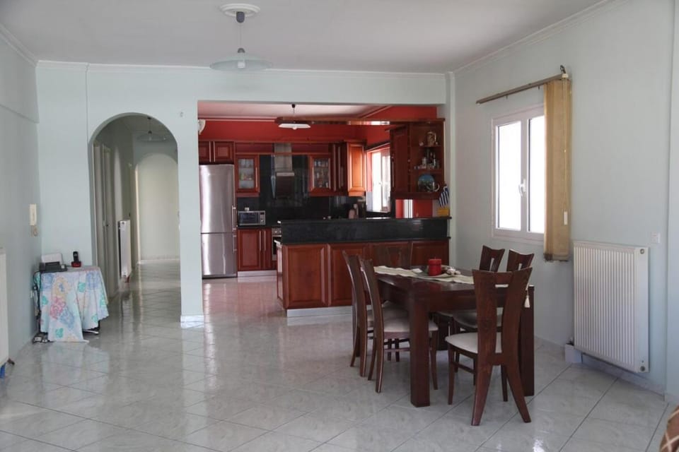 Large Apartment 2nd floor Glyfada Apartment in South Athens
