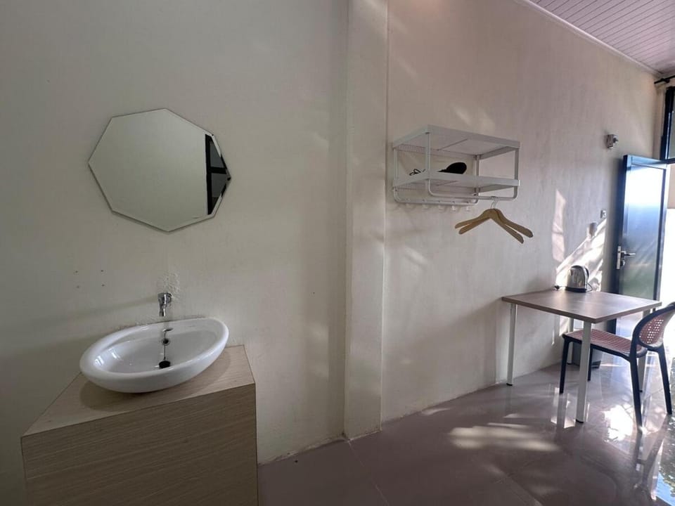 APA Guesthouse Bed and Breakfast in Indonesia