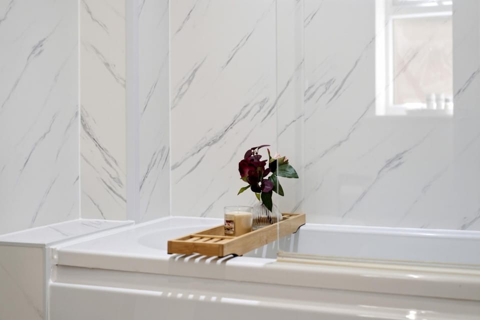 Bathroom, Bath
