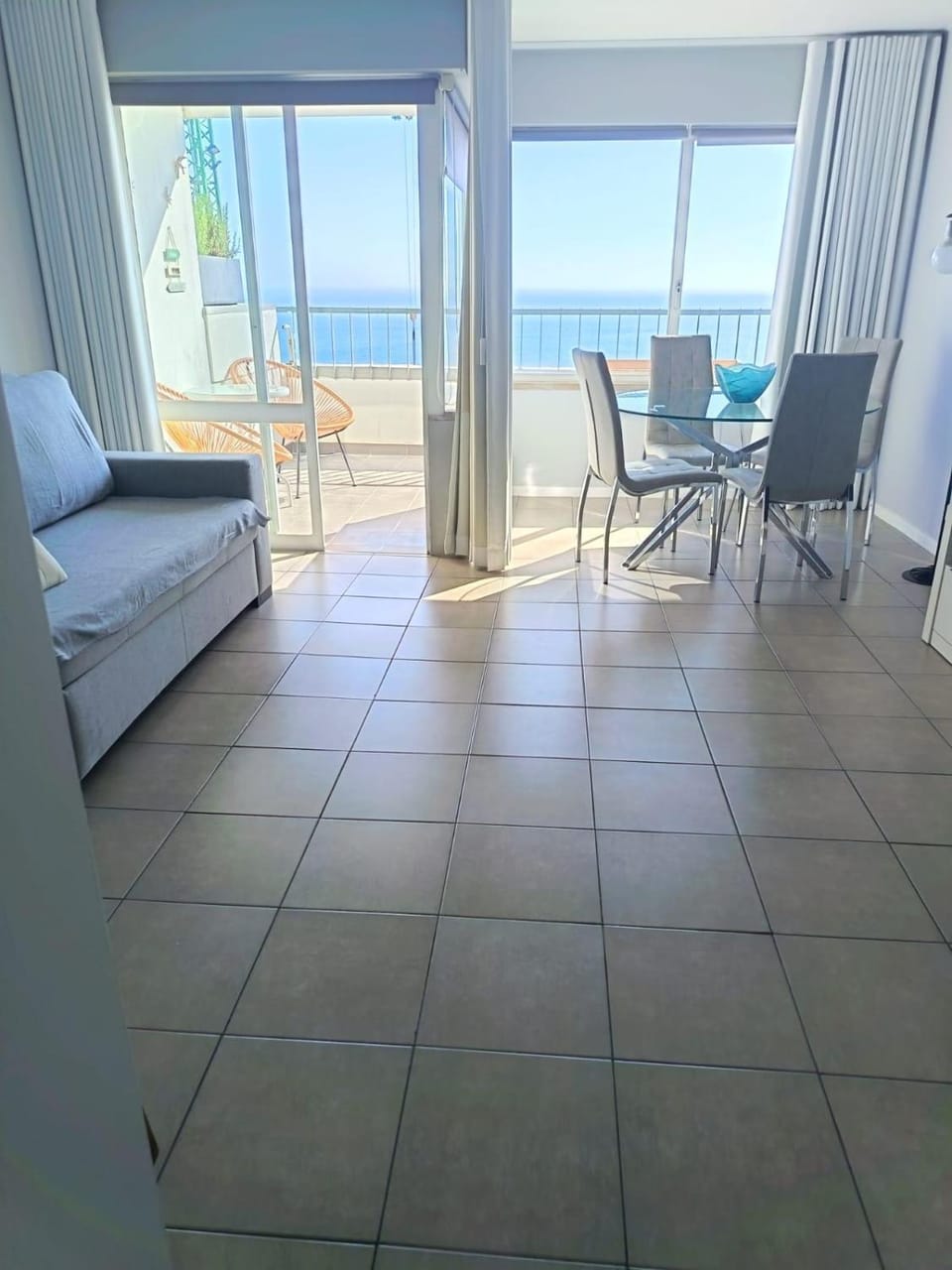 Sesimbra Cliffside & Ocean View Apartment in Sesimbra