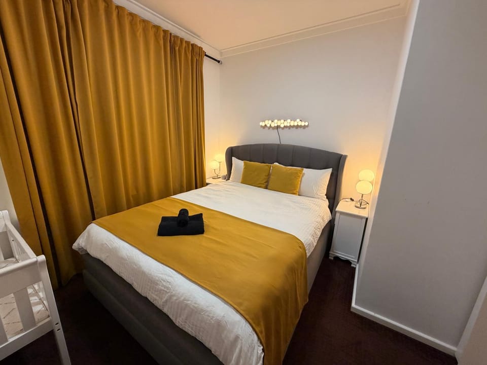 Cosy home with Netflix Alexa House in Bentley