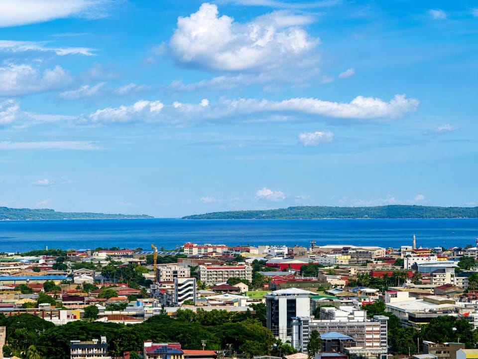 City view, Sea view