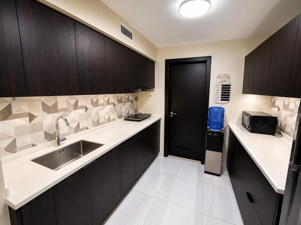 Kitchen or kitchenette, Communal kitchen, kitchen, kitchen