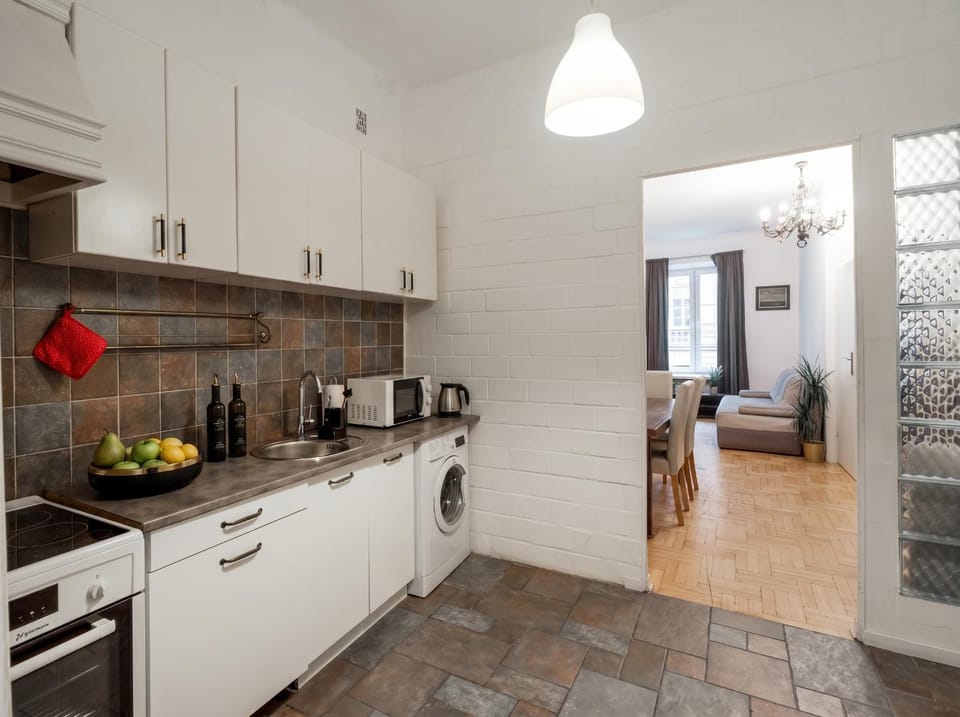 Coffee/tea facilities, Kitchen or kitchenette, Dining area, dishwasher, minibar, oven, pet friendly, stove, toaster