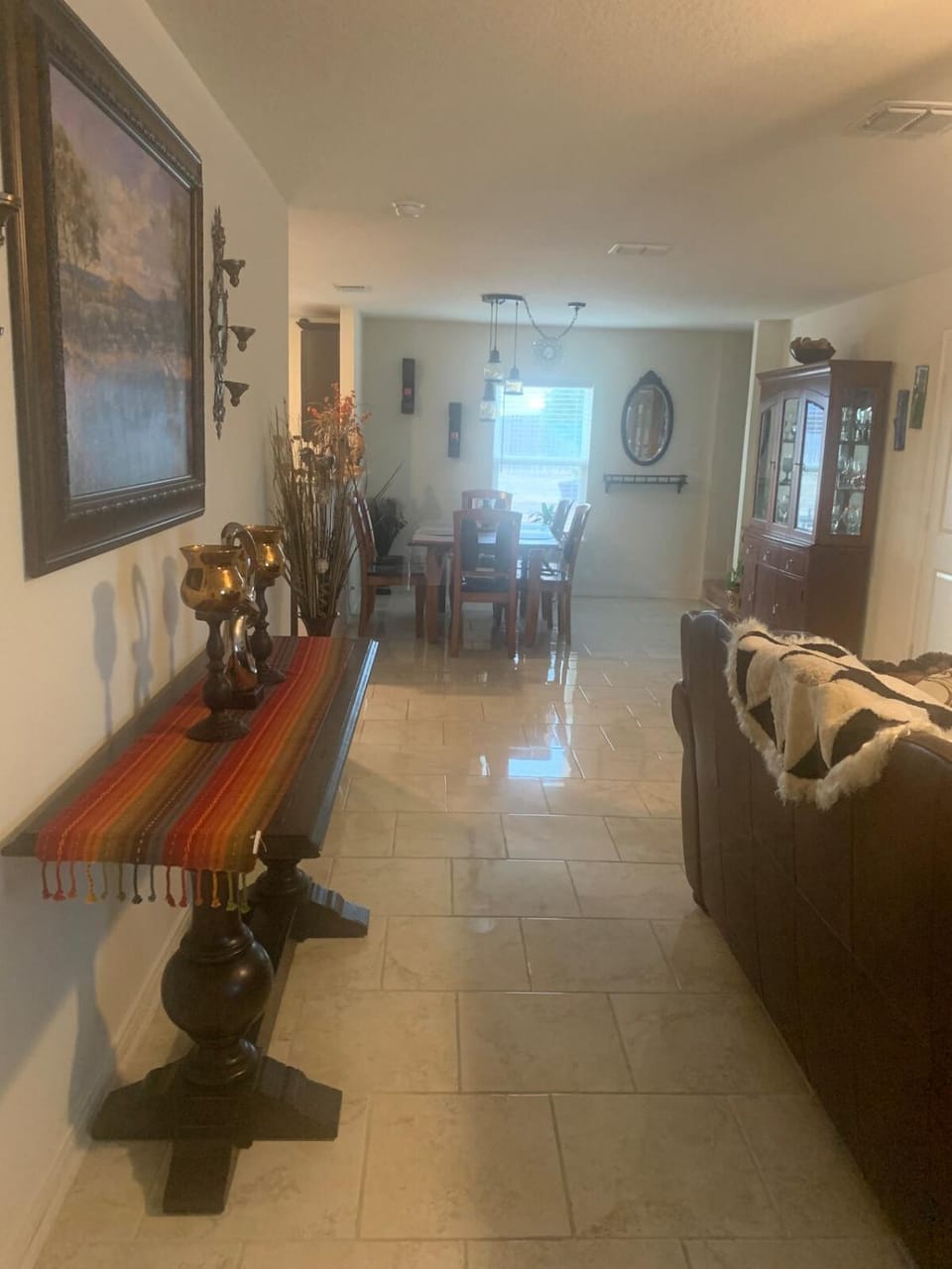 Enjoy this beautiful and very me confo House in San Antonio