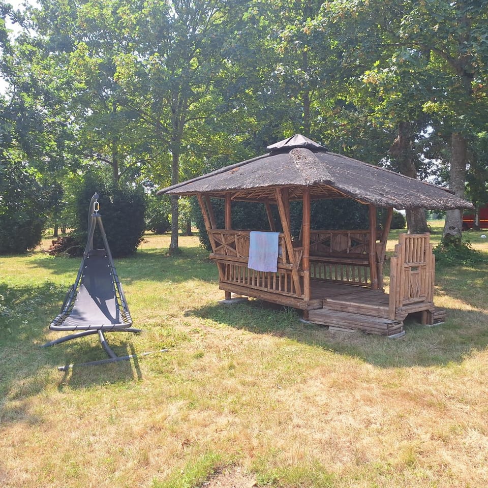 Caravane Les Roches Blanches Luxury tent in Brittany