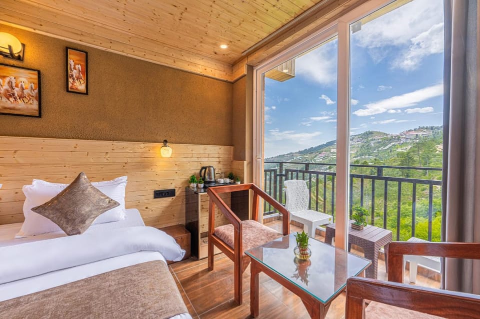 The Village Retreat Kufri Shimla l Family Events I Multi Cuisine Restaurant l Sky Bonfire l Power Backup l Free Parking l Kufri By Exotic Stays Hotel in Himachal Pradesh