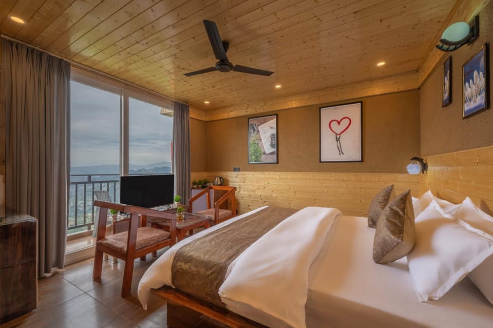 The Village Retreat Kufri Shimla l Family Events I Multi Cuisine Restaurant l Sky Bonfire l Power Backup l Free Parking l Kufri By Exotic Stays Hotel in Himachal Pradesh
