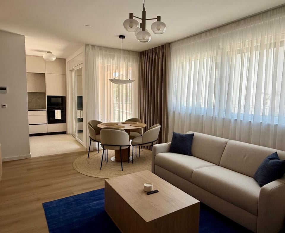 Kitchen or kitchenette, Living room, Dining area