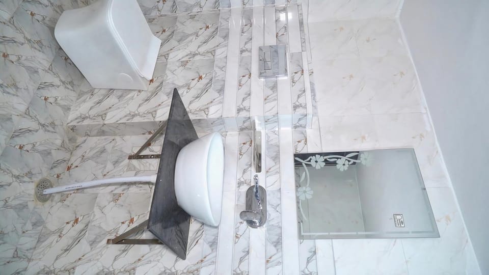 Toilet, Bathroom
