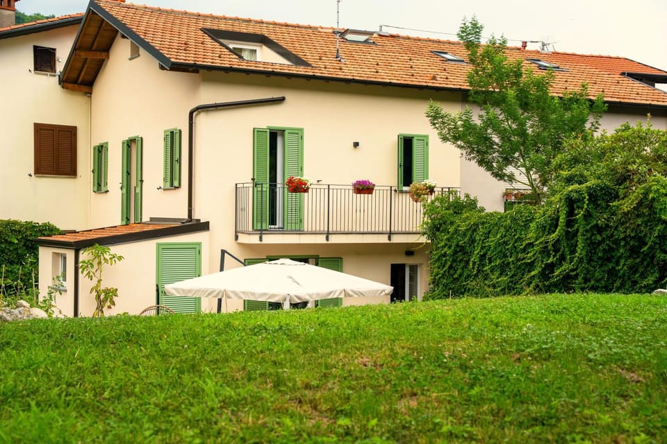 Property building, Patio, Garden, Garden view