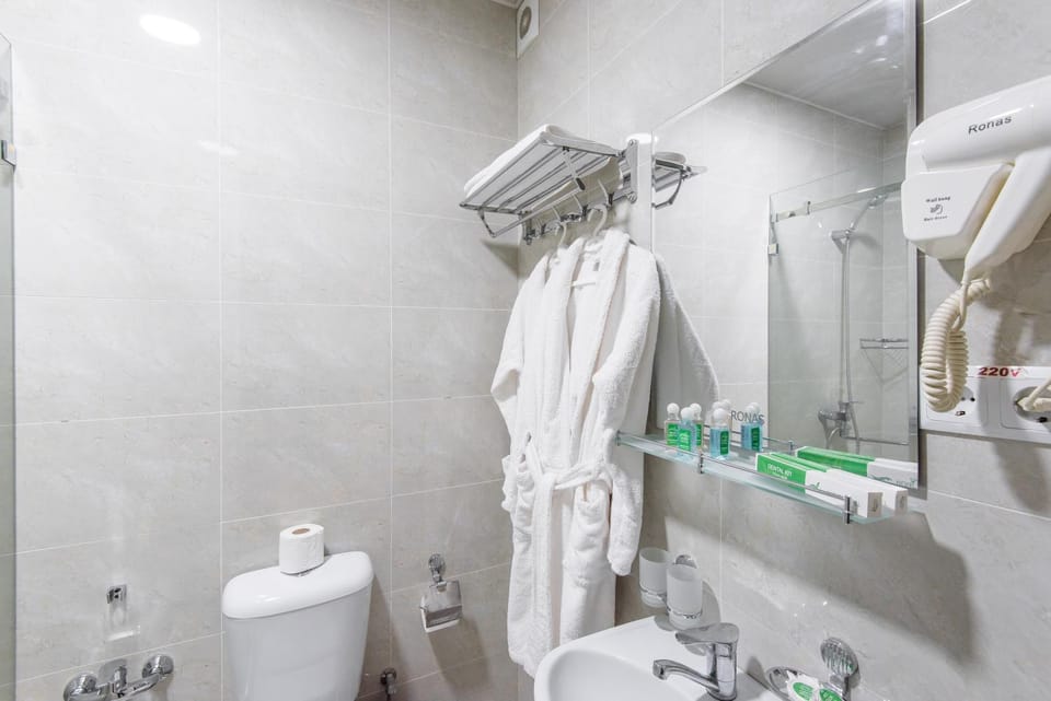 Hotel Dream Land Tashkent Hotel in Europe