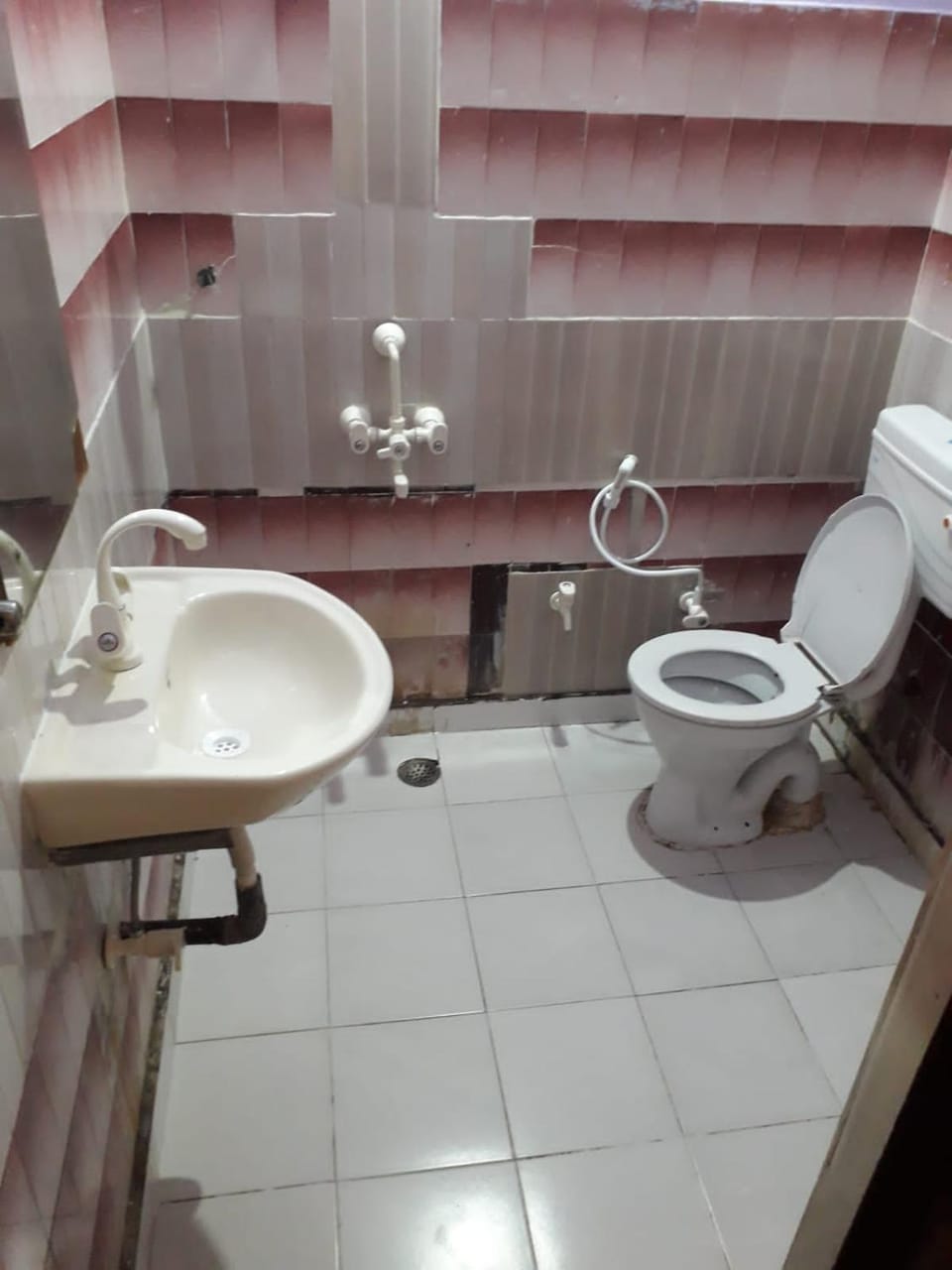 Hotel Raj Bed And Breakfast Hotel in Agra