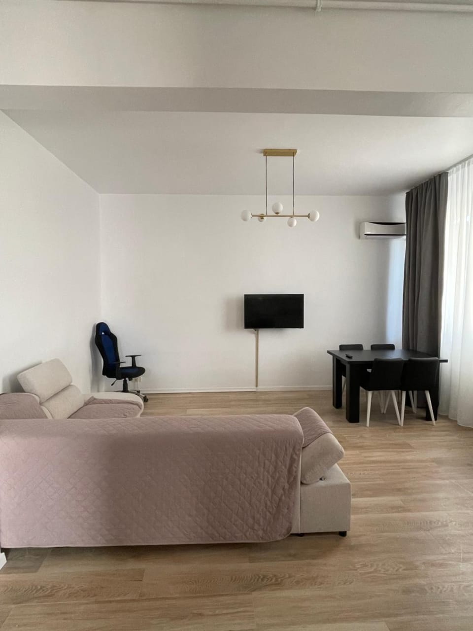 Aparent Iulia Apartment in Constanța County