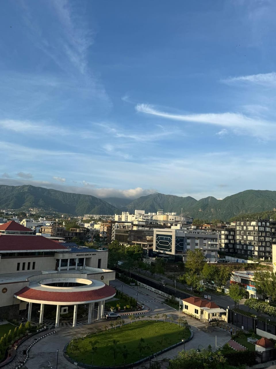 Skystay Apartment in Dehradun