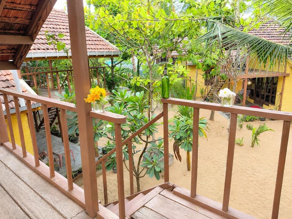 Balcony/Terrace, Garden view