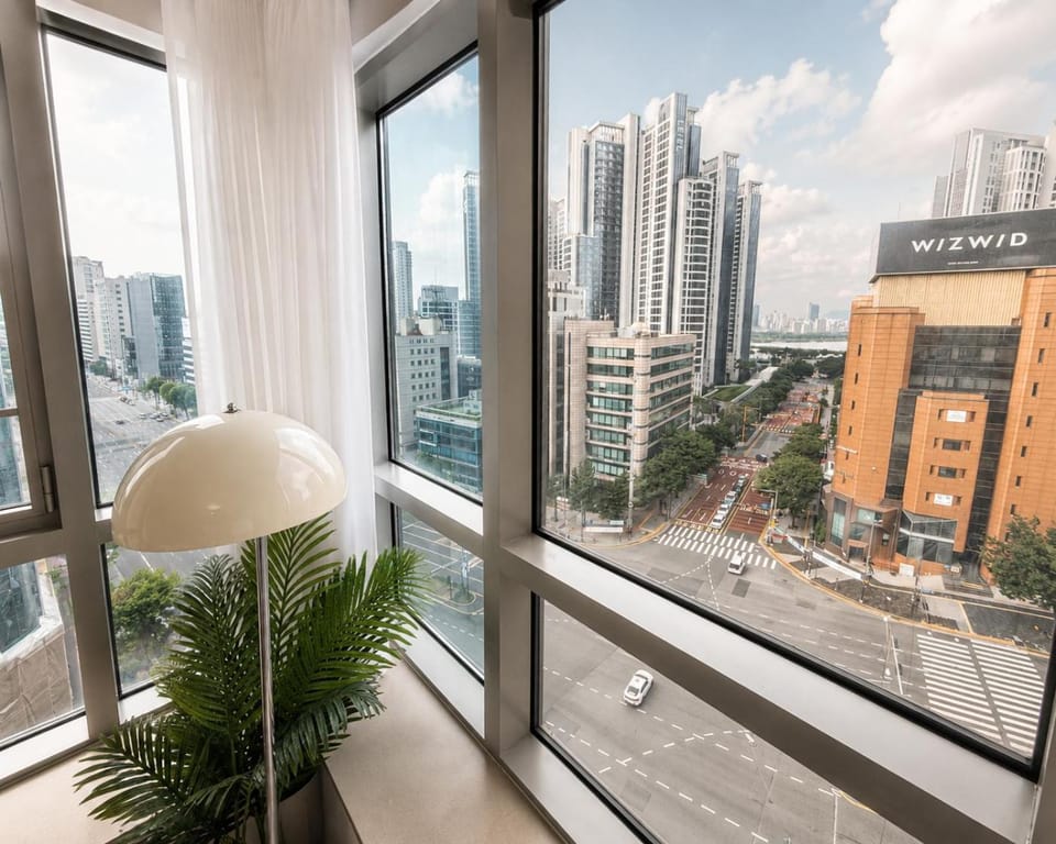 View (from property/room), City view