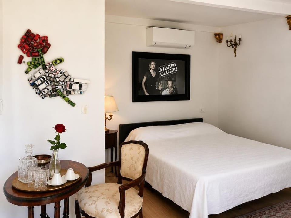 LA FINESTRA SUL CORTILE Suite indipendente con bagno privato Bed and Breakfast in Legnano