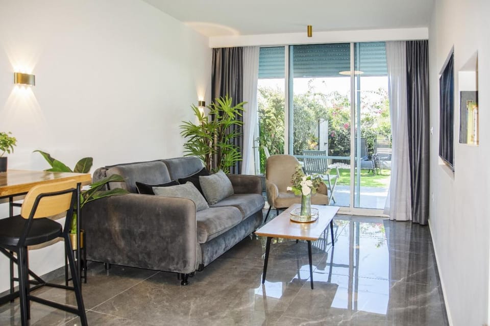 Wind of the sea Apartment in Haifa District