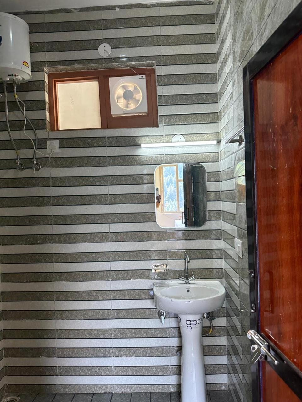 Stargazer's homestay balh village Apartment in Himachal Pradesh