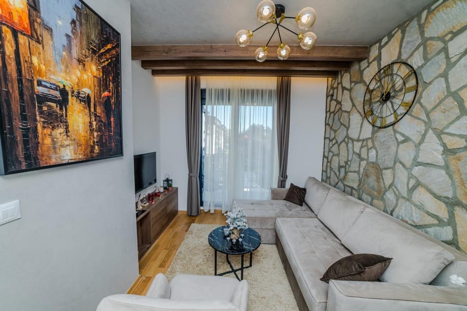 Apartman Nešić Titova Vila Zlatibor Apartment in Zlatibor