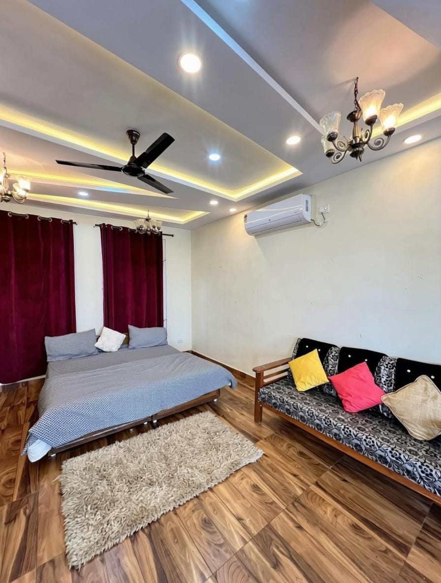 Skyline Rooftop Penthouse Retreat Apartment in Hyderabad