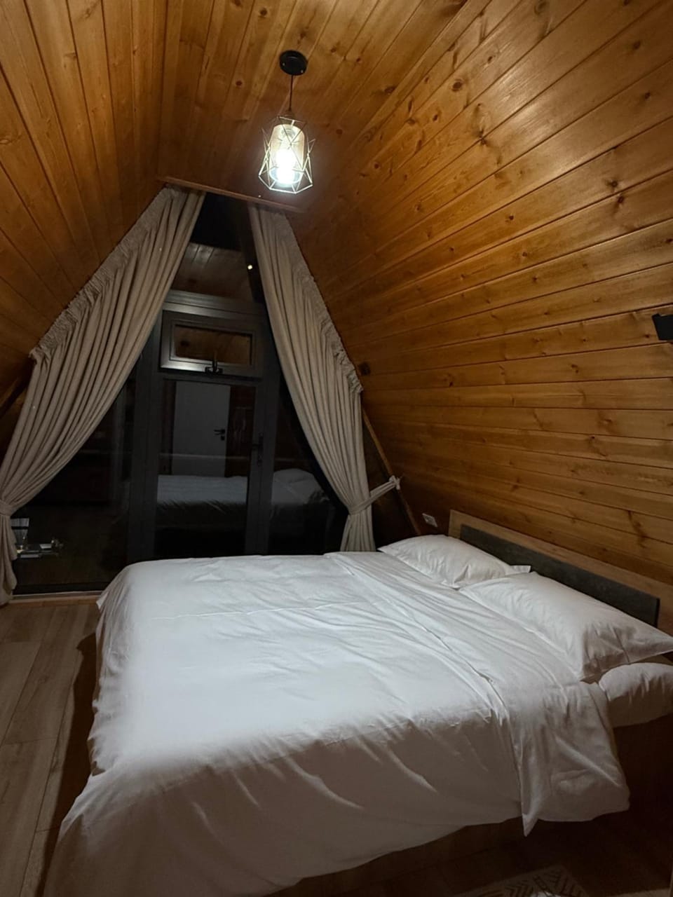 А-фрейм Дом Sky Triangle Bed and Breakfast in Almaty Region, Kazakhstan
