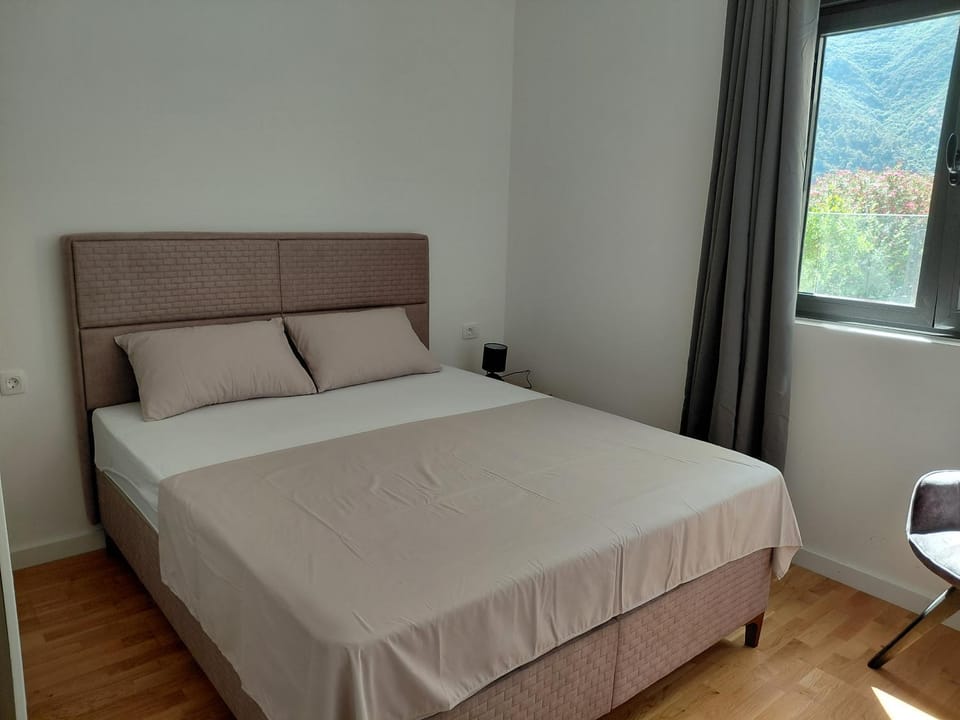 St Duke Residence - Modern One Bedroom Apartment With Terrace Apartment in Dobrota