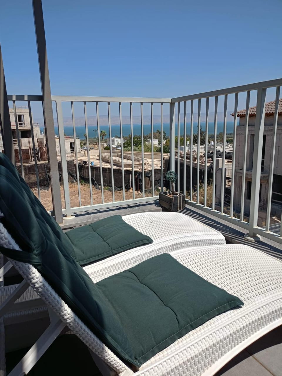 חופש יהונתן -מרגלות מגדל Apartment in North District