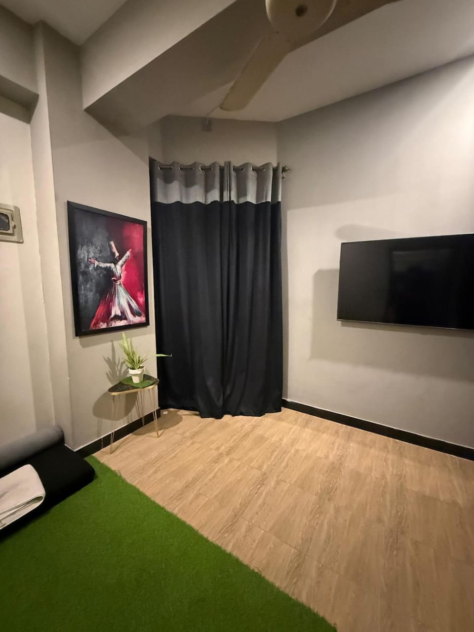 Cozy one Bed in E-11 Affordable Bliss for Travellers Apartment in Islamabad Capital Territory