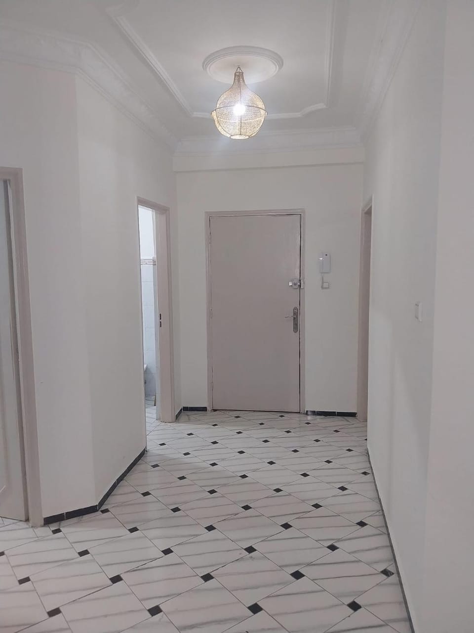 Beach & Mall cosy Nest Apartment in Tangier