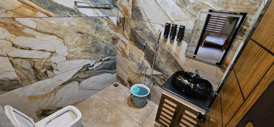 Toilet, Bathroom