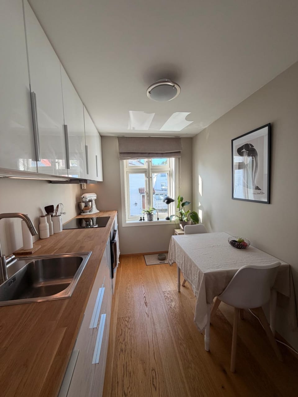 ONS Modern studio apartment - 7 min drive to conference Apartment in Stavanger