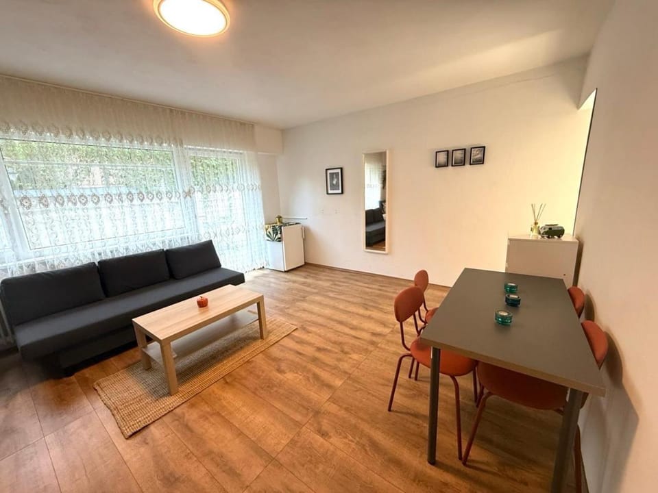 Wohnung mit großem Garten Apartment in Innsbruck