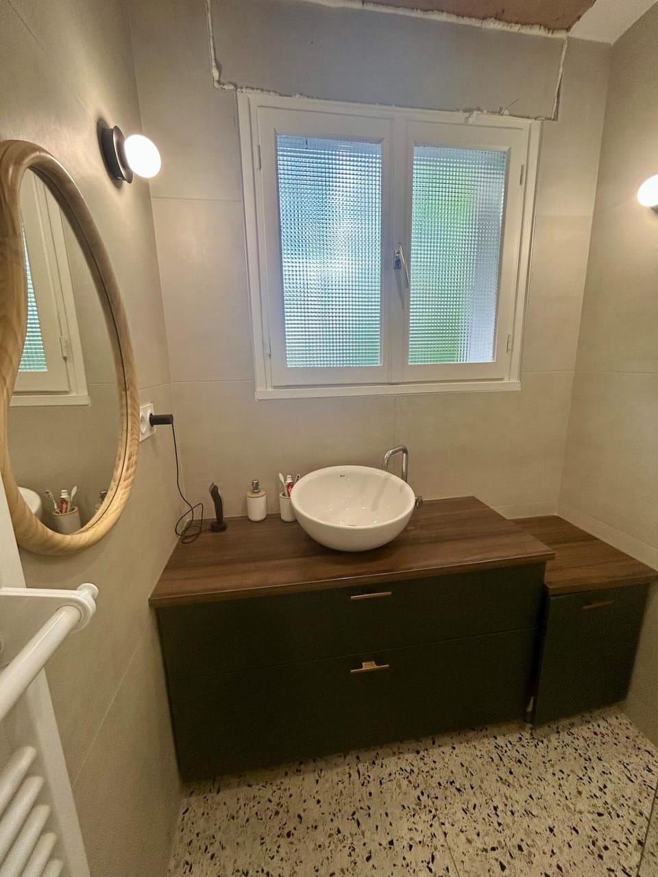 Charmante maison avec piscine privée dans un parc arboré House in Auvergne-Rhône-Alpes