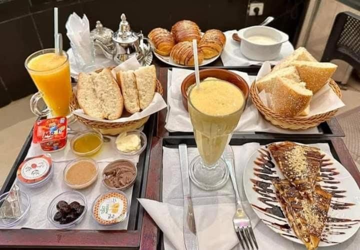 Hotel karaz Bed and Breakfast in Fez-Meknès