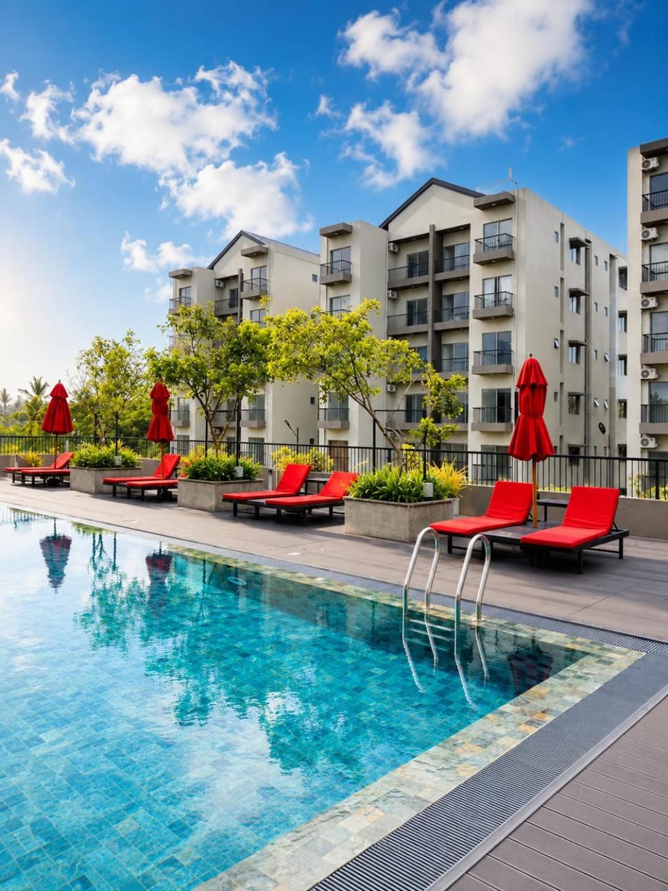 Pool view, Swimming pool