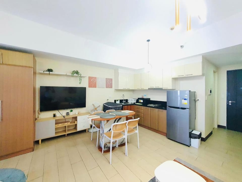 Venice Luxury Residences Studio near Venice Grand Canal Mall Apartment in Makati