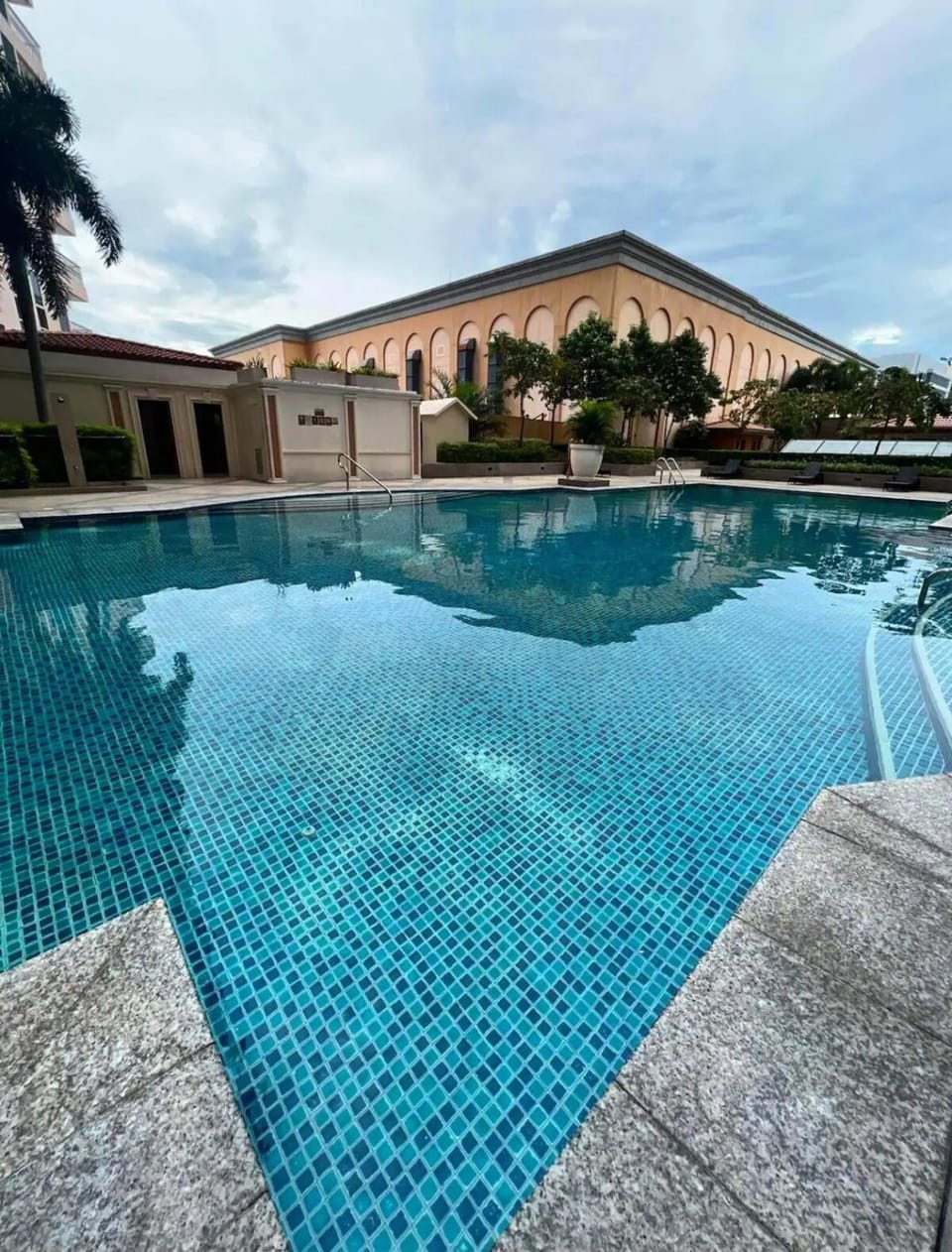 Venice Luxury Residences Studio near Venice Grand Canal Mall Apartment in Makati