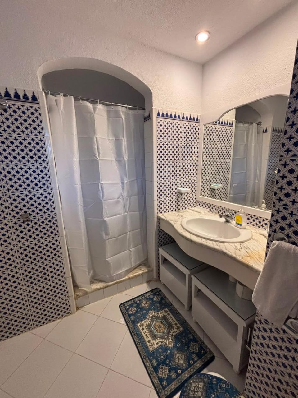 Shower, Bathroom