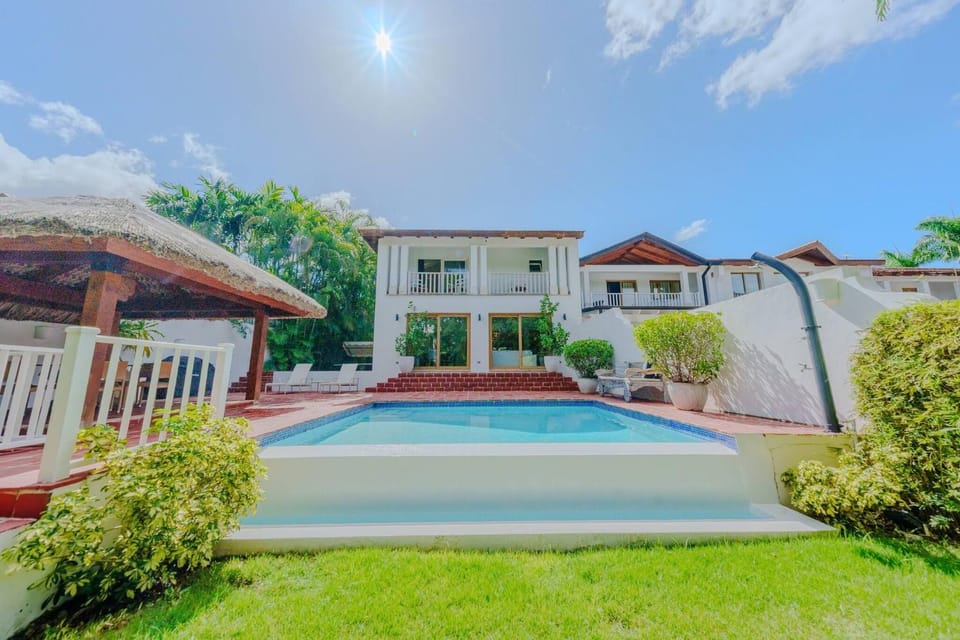 Garden, Balcony/Terrace, Swimming pool