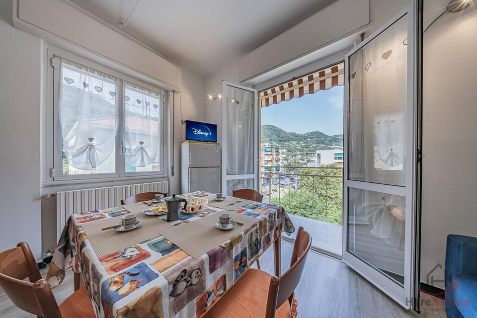 Balcony/Terrace, Living room