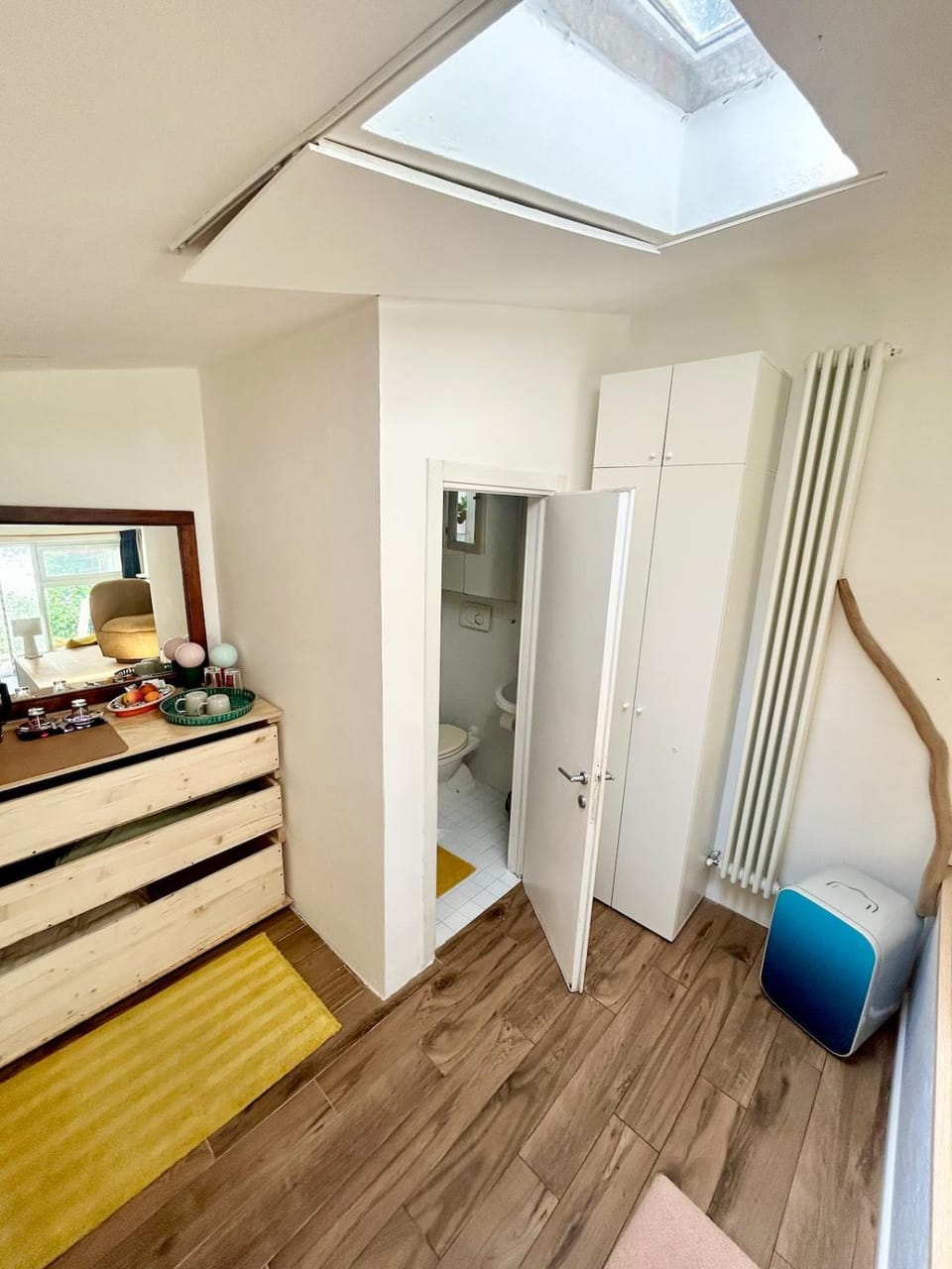 Kitchen or kitchenette, Photo of the whole room, minibar, wardrobe