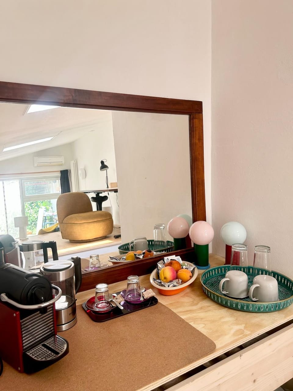 Coffee/tea facilities, minibar