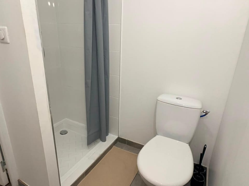 Toilet, Bathroom