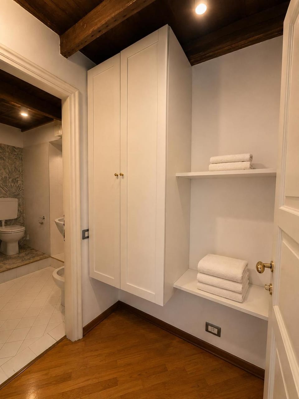 AL CASTELLO Suites Bed and Breakfast in Varese