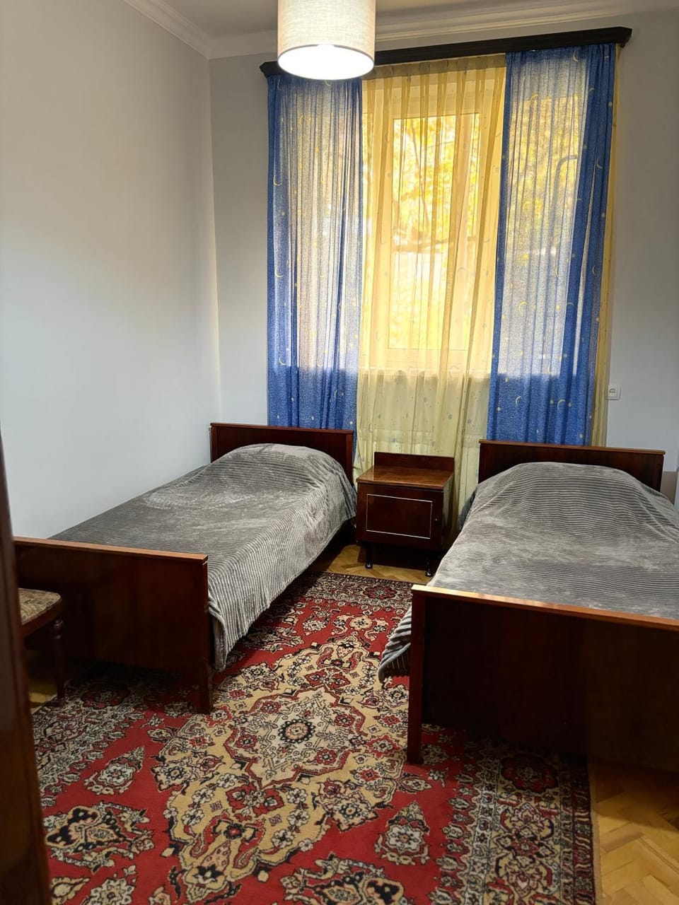 Quiet Garden Retreat Walk to Republic Sq House in Yerevan