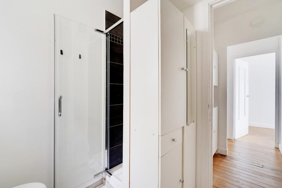 G42 Vaugirard 6 Bis Apartment in Paris
