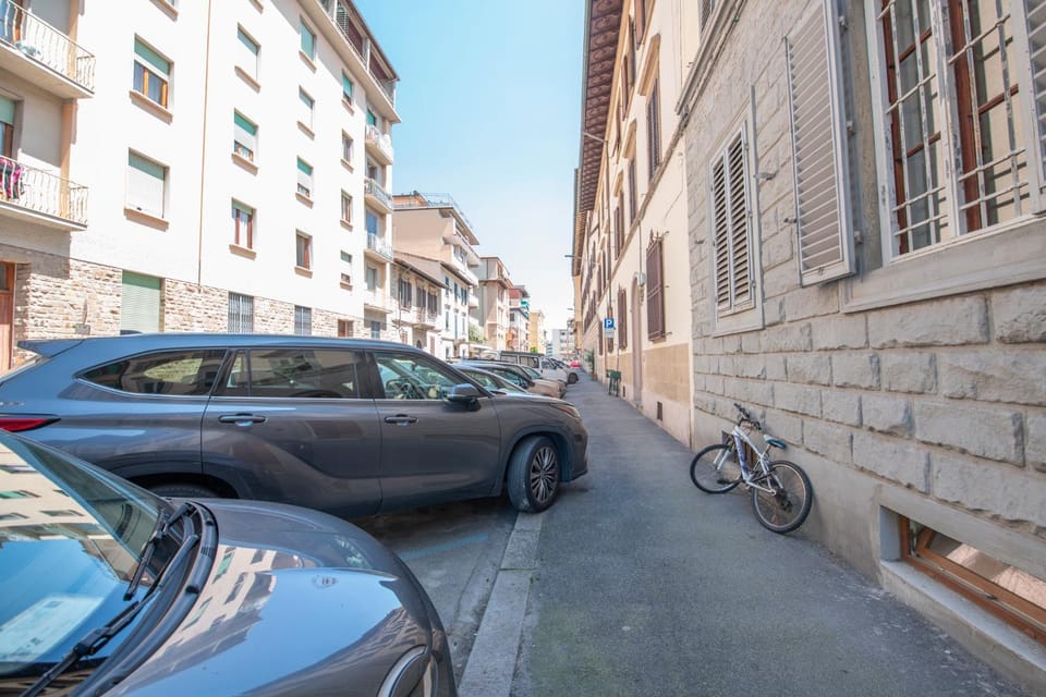 Giotto House Apartment in Florence